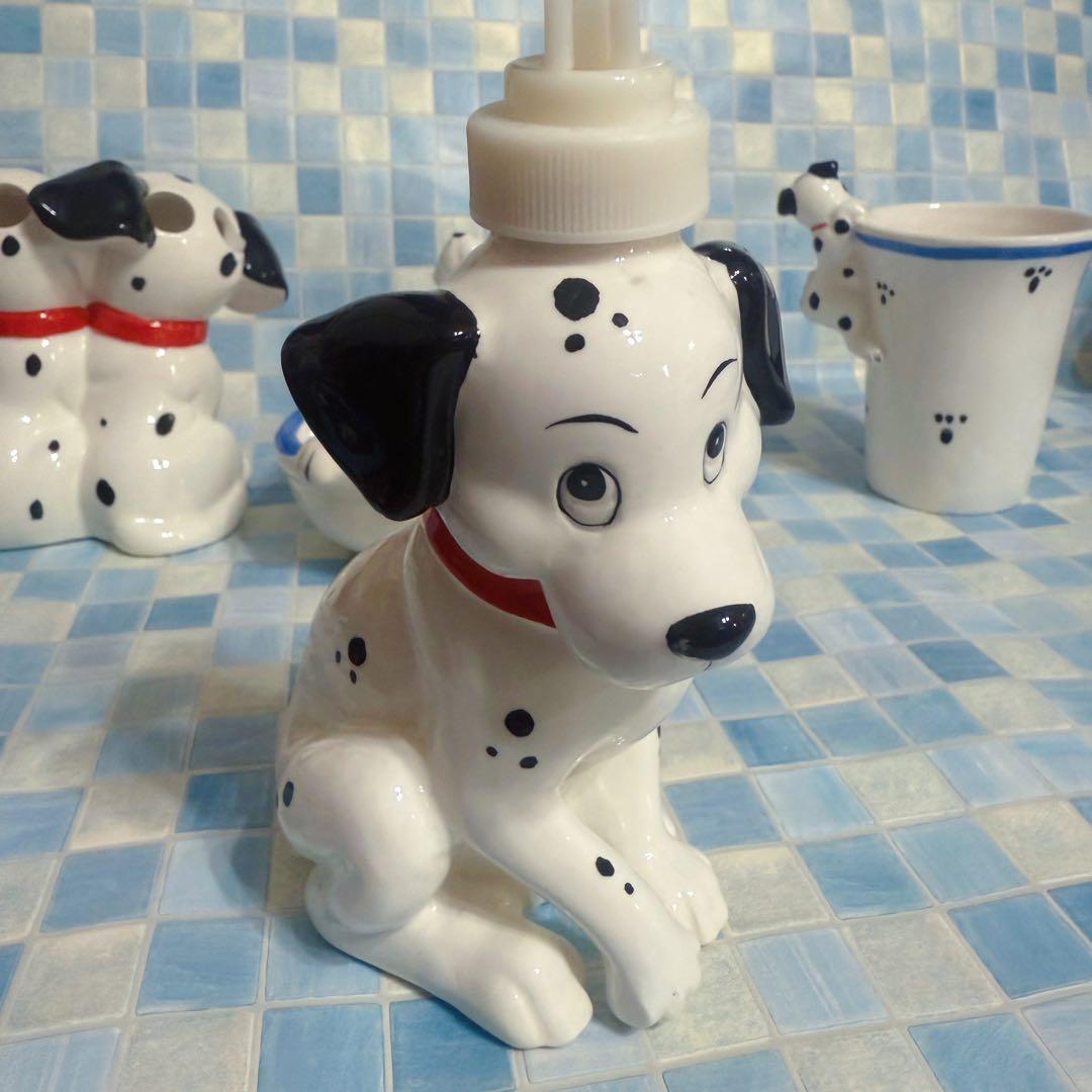 ディズニー　101匹わんちゃん　陶器製　バス4点セット