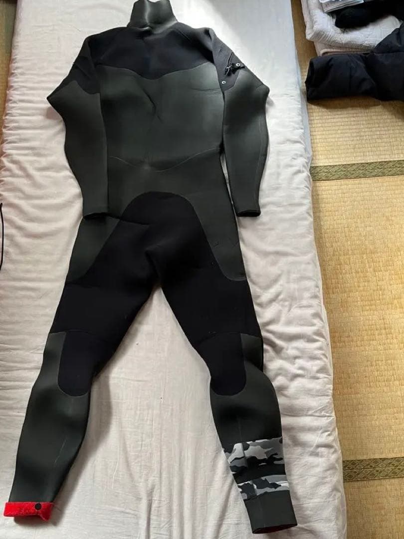 【最終値下】【着用少】mellow ウェットスーツセミドライ　L〜XL