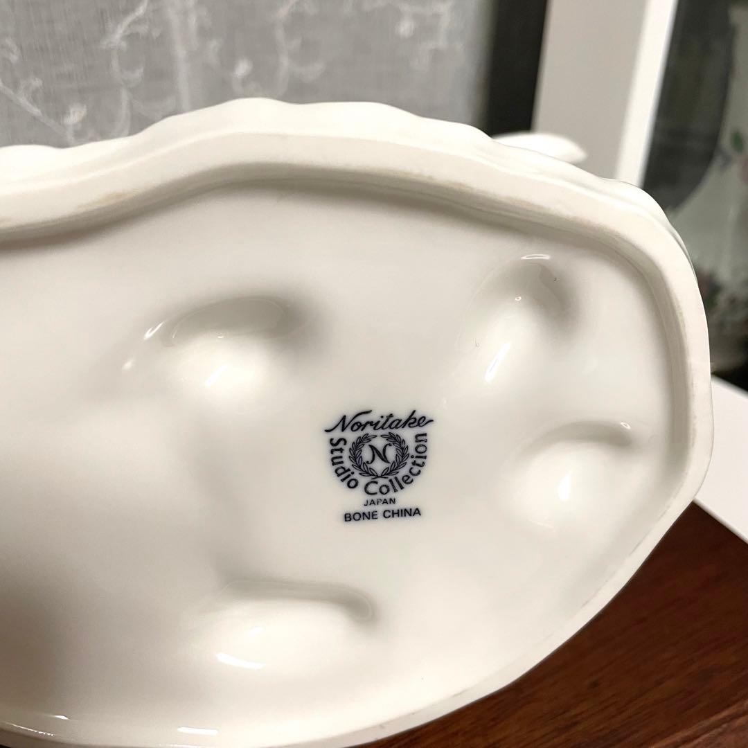 希少品 Noritake Studio Collection 置物 白磁 うさぎ