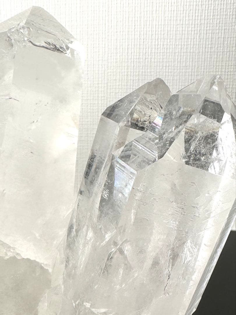 超特大・虹入り　ブラジリアンクォーツ　クラスター　クリスタル　クリアクォーツ