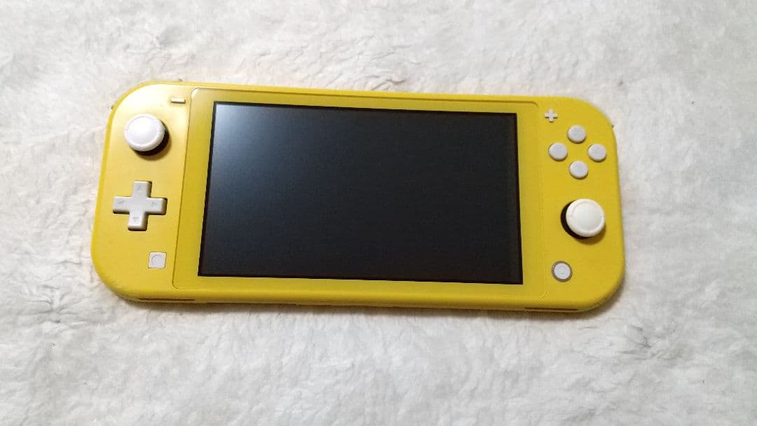 Nintendo Switch Lite イエロー 本体 動作品 液晶キズなし