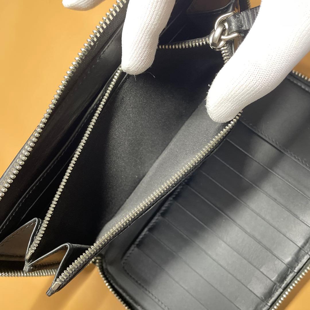 バーバリー　オーガナイザー　ラウンドファスナー