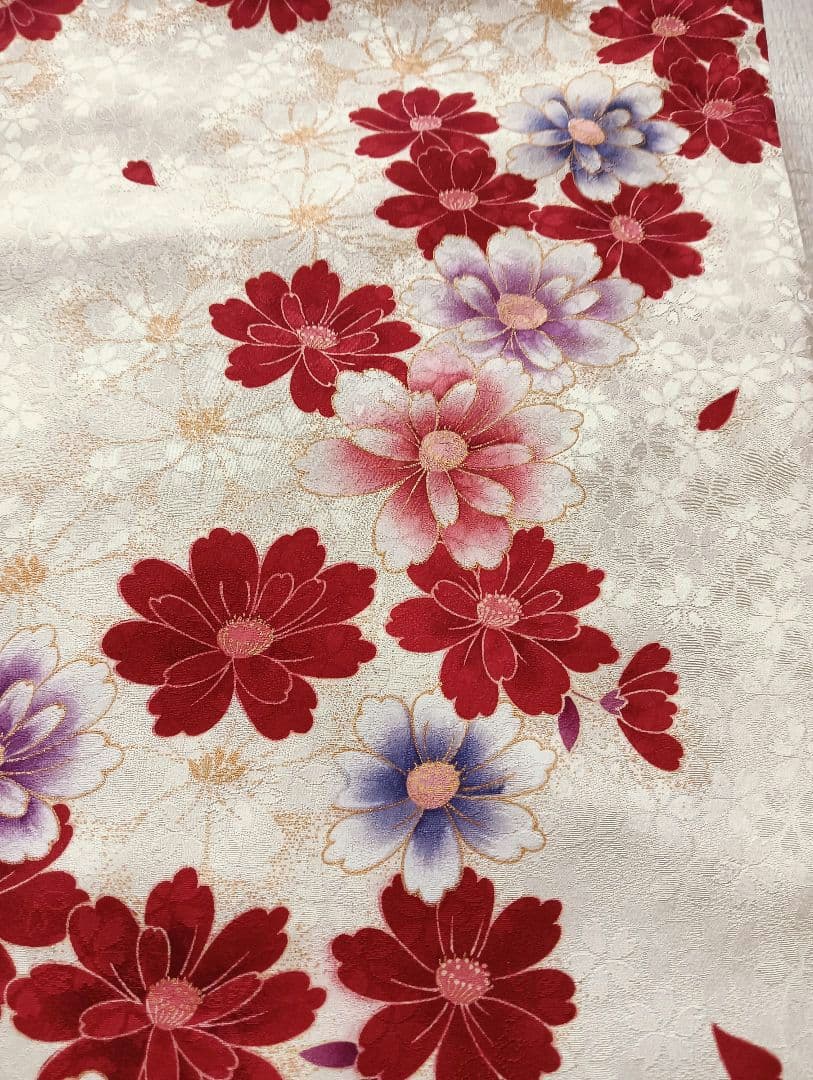 振袖フルセット　未着用　現代柄　深い赤　花づくし　極美品　丈165 裄67