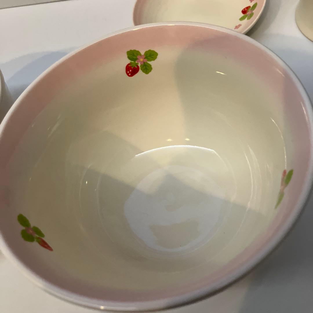 未使用　マザーガーデン 陶器　食器9点セット いちご柄