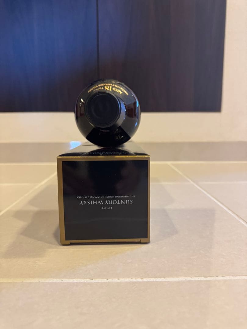 サントリー　山崎18年・700ml・新品未開封・箱付き