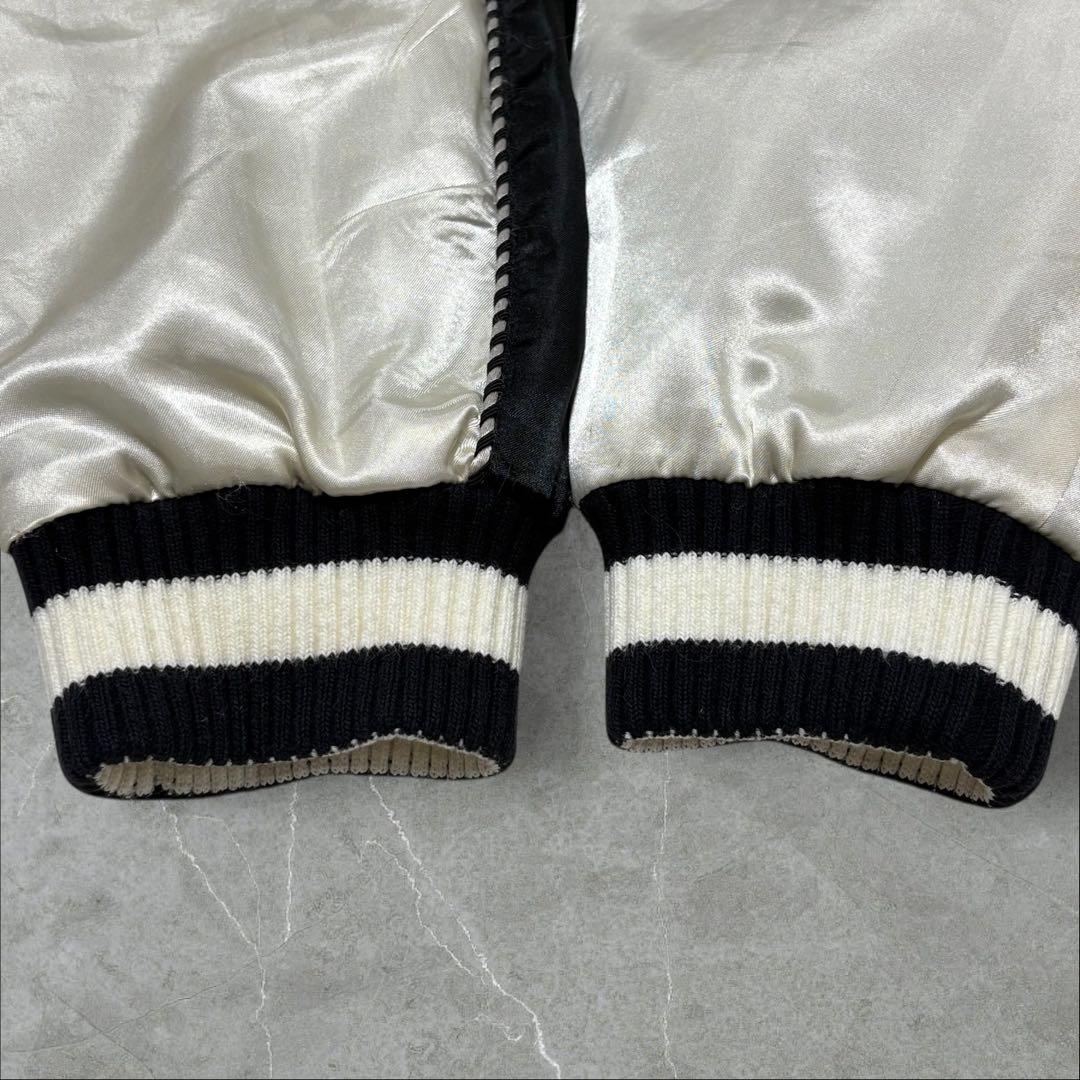 2019年限定✨CUNE キューン 台車 スカジャン リバーシブル うさぎ M