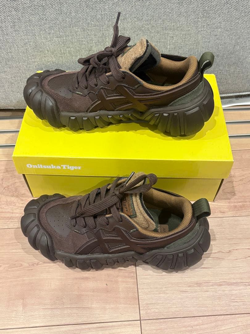 Onitsuka Tiger ブラウン 厚底スニーカー