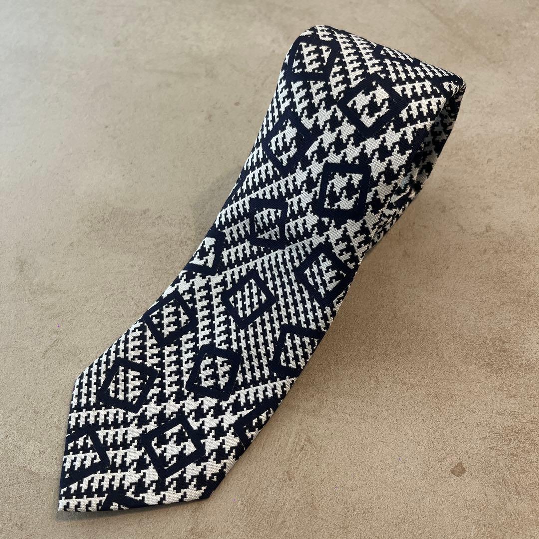 Seaward & Stearn ネクタイ