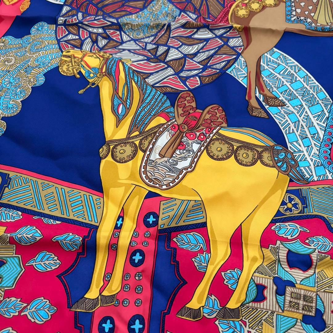 HERMES エルメス カレ90 シルク スカーフ「ステップ美術」ネイビー