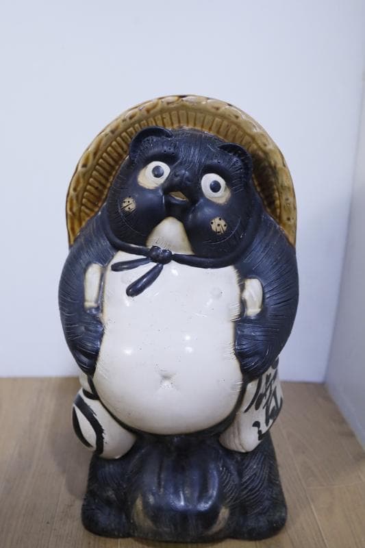 展示品◆信楽焼　狸さん 置物　2体セット◆大　高さ47㎝・小　高さ34㎝　①