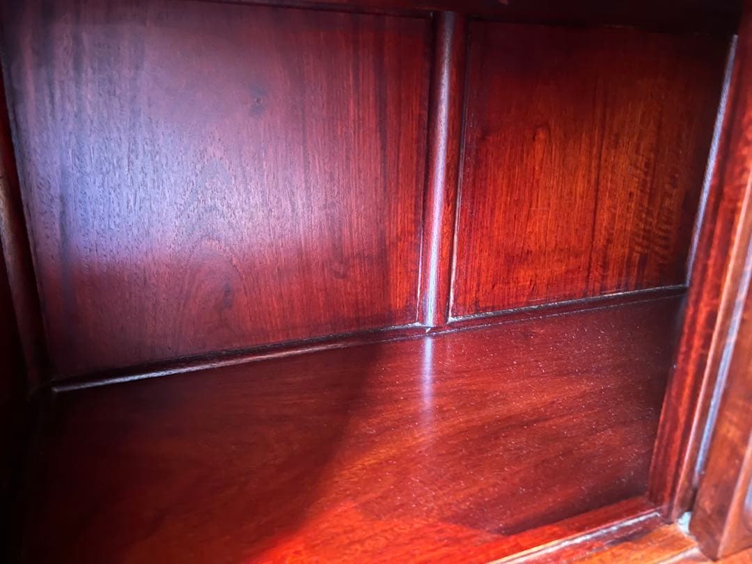 美品 茶箪笥 飾り棚 茶棚 紫檀 アンティーク 唐木 インテリア 松透彫り