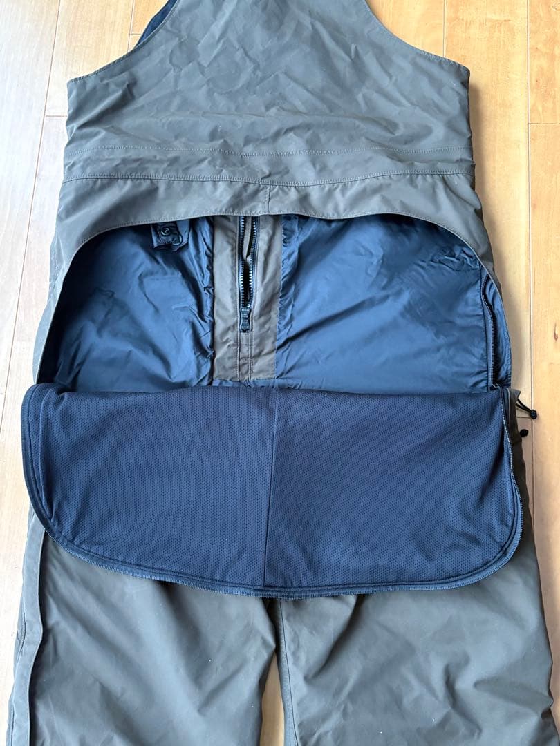 green Clothing Co. ビブパンツ、ダークグレー Lサイズ