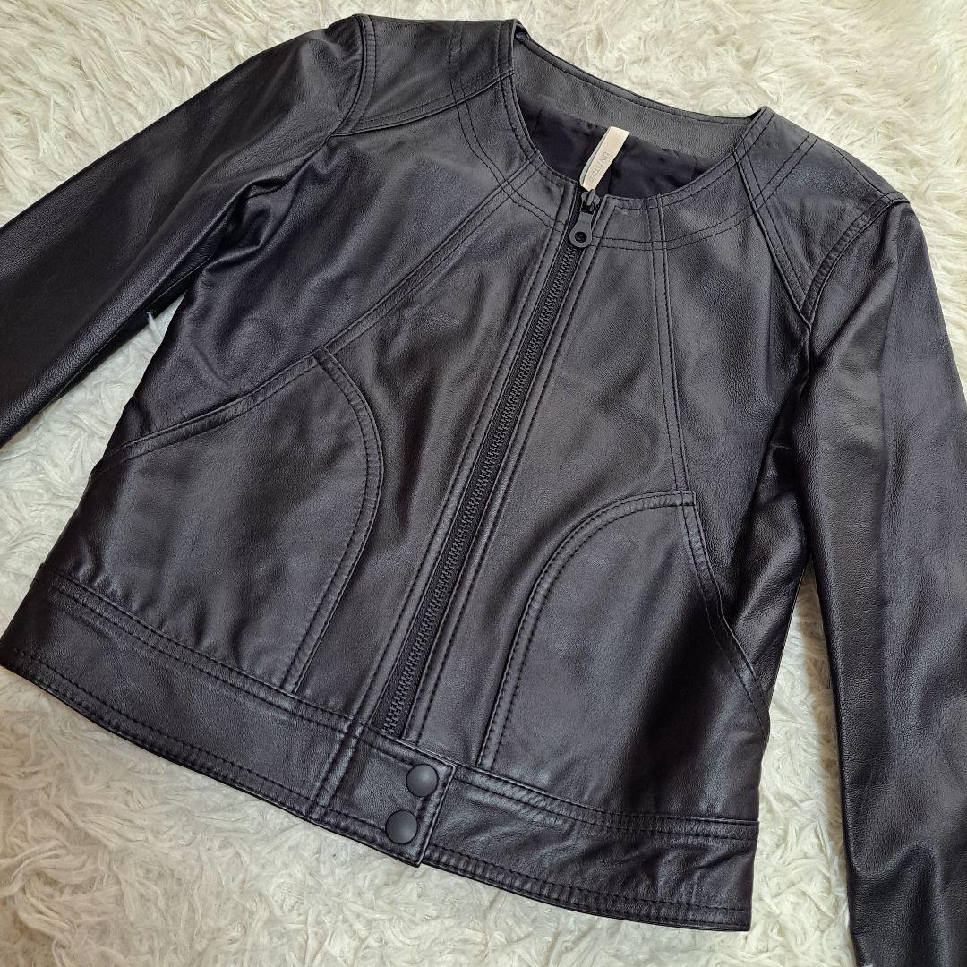 【未使用級】【UNTITLED】ノーカラー　羊革　レザージャケット　ブラック
