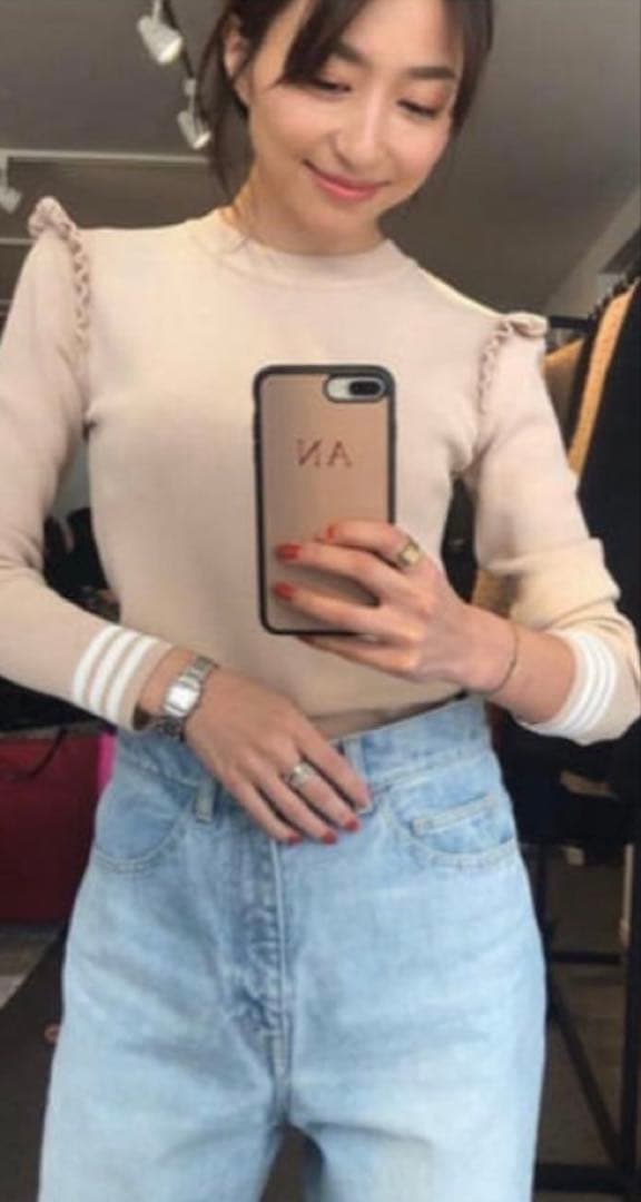 ボーダーズアットバルコニー フリル レーヨン ニット ベージュ 極美品 36