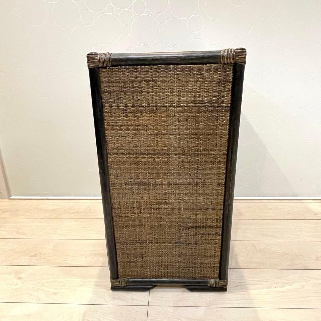 ラタン 籐 ガラス扉 キャビネット 収納棚 ヴィンテージ 引き出し付 アジアン