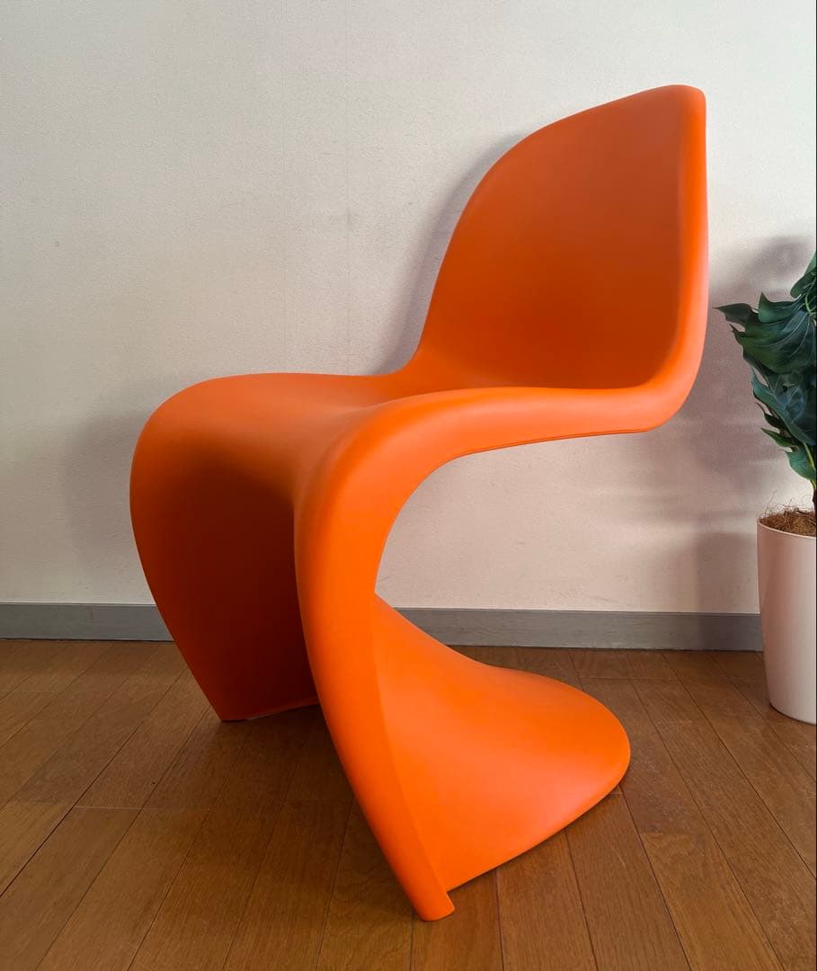 vitra ヴィトラ　 パントンチェア　① ミッドセンチュリー　スペースエイジ