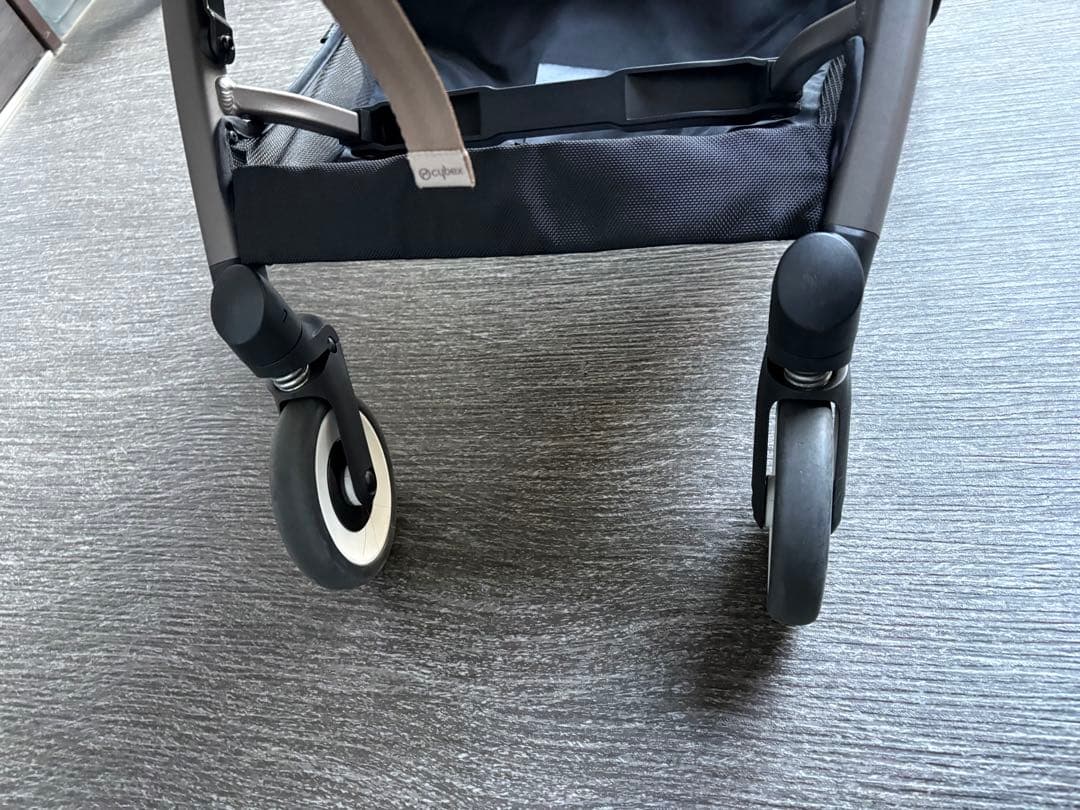 Y*ん様 サイベックス リベル アーモンドベージュ バンパー付き