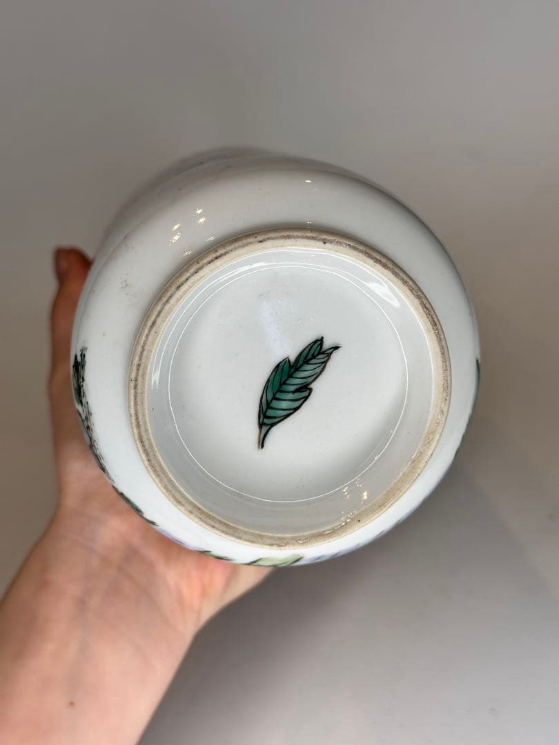 【新年セール】康熙葉子款 底部款識 人物童子戯図 彩絵 花瓶 中国古美術 时代物