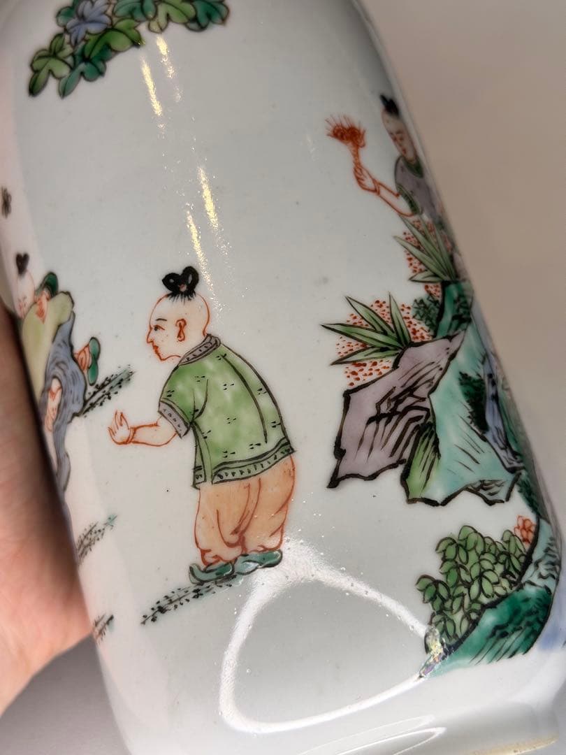 【新年セール】康熙葉子款 底部款識 人物童子戯図 彩絵 花瓶 中国古美術 时代物