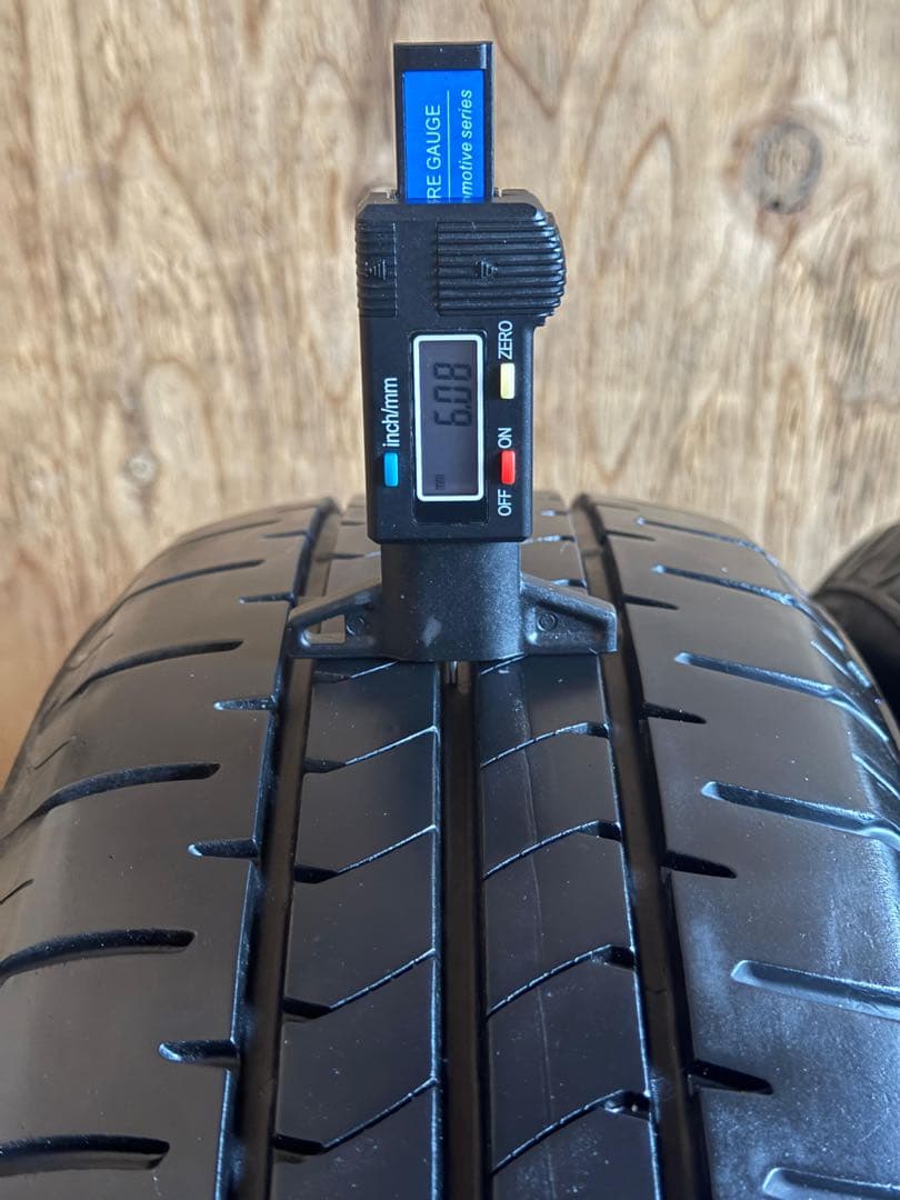 タイヤ・ホイール (566)(1)185/65R15 BRIDGESTONE NEWNO