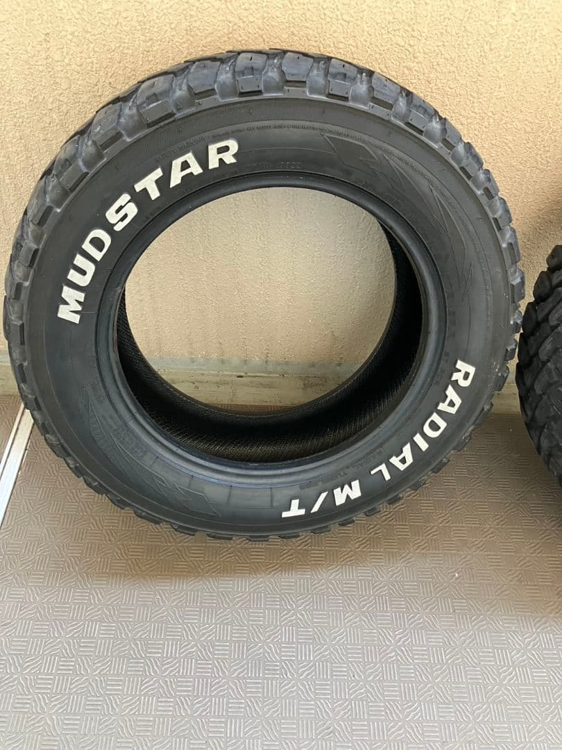 中古品　送料込　マッドスター　ゴツゴツタイヤ　U8ML 3714 0822　4本