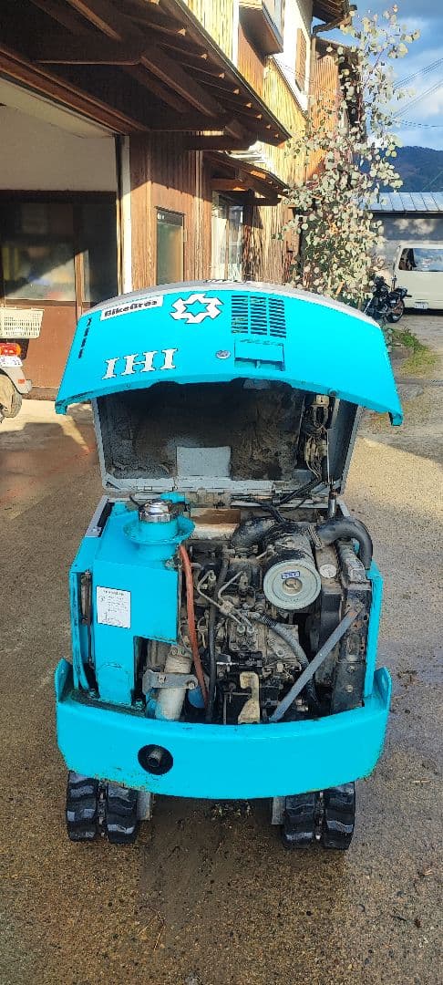 IHI 小型バックホー ディーゼル 青