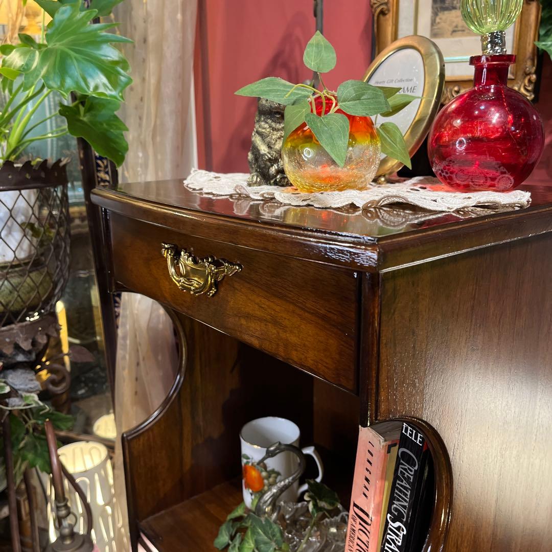 s. 　Sale ヴィンテージ コロニアル　キャビネット