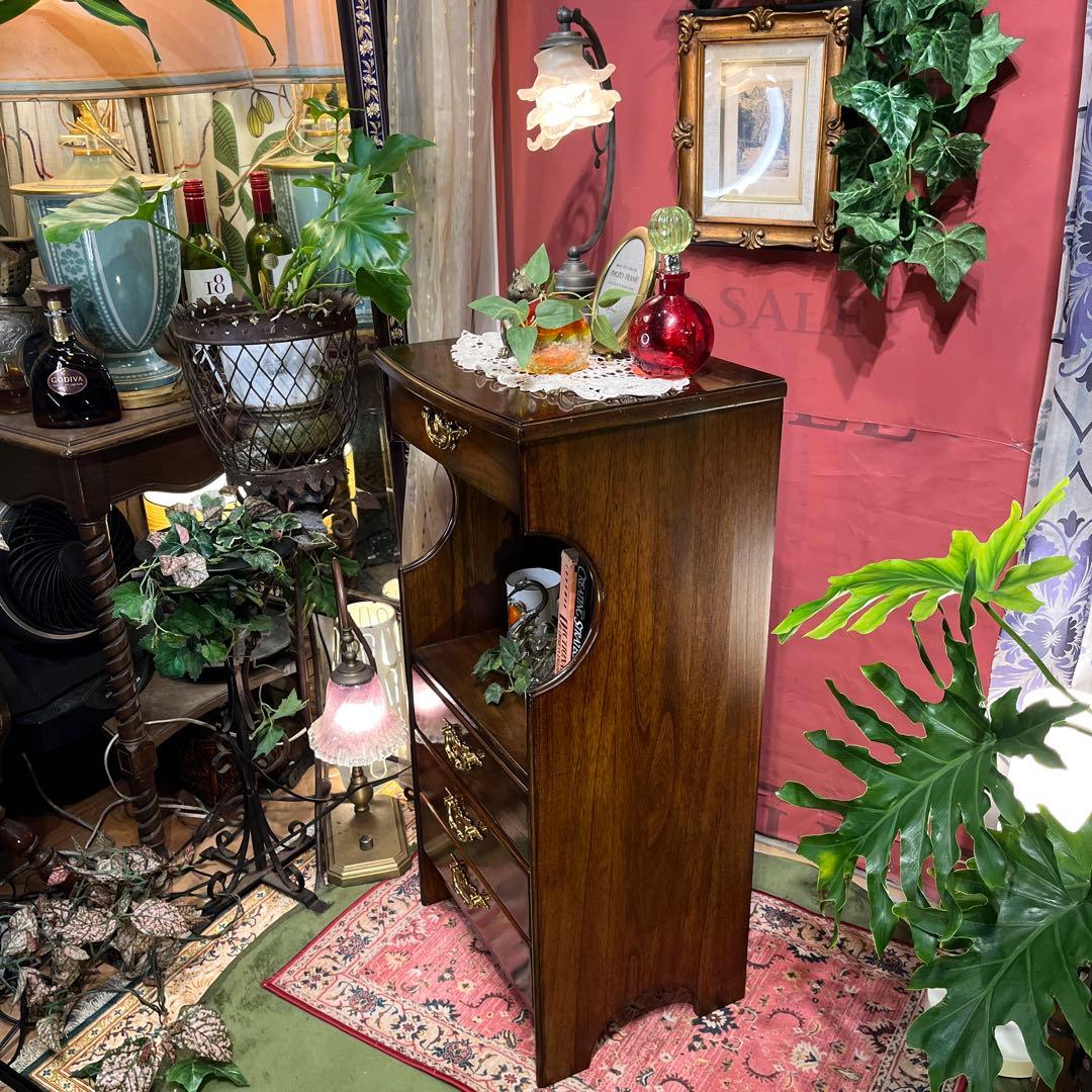 s. 　Sale ヴィンテージ コロニアル　キャビネット