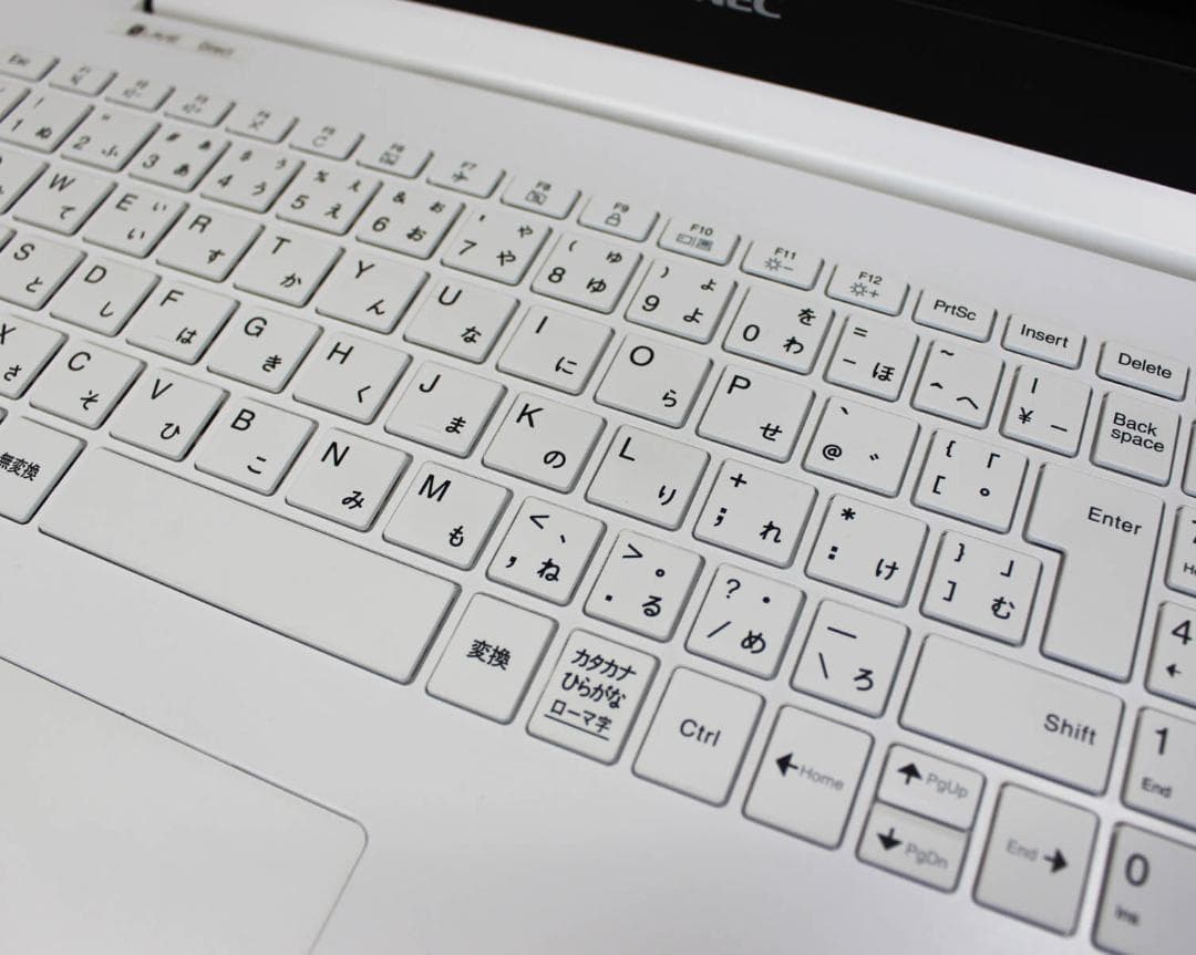 第8世代 CPU✨SSD搭載 ノートパソコン オフィス付き Windows11