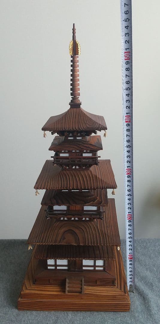 ヴィンテージ　木製　三重塔　高さ約56cm