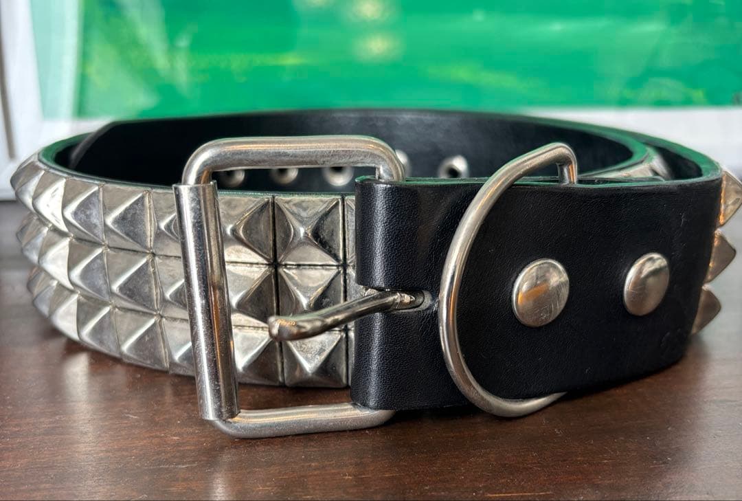 666 スタッズ ブラックレザーベルト 3連スタッズ