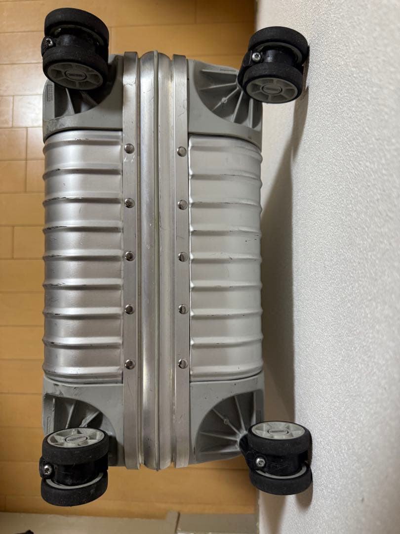 リモワTOPAS トパーズ32L 機内持ち込み4輪TSAロック