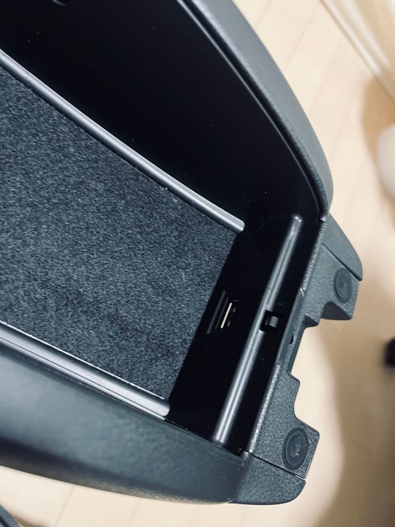 日産 NE12 ノート オプション センターアームレストコンソール　純正