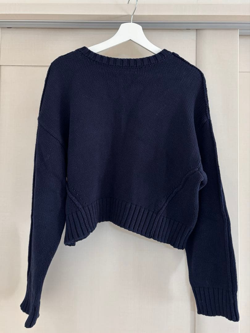 Herlipto セーター