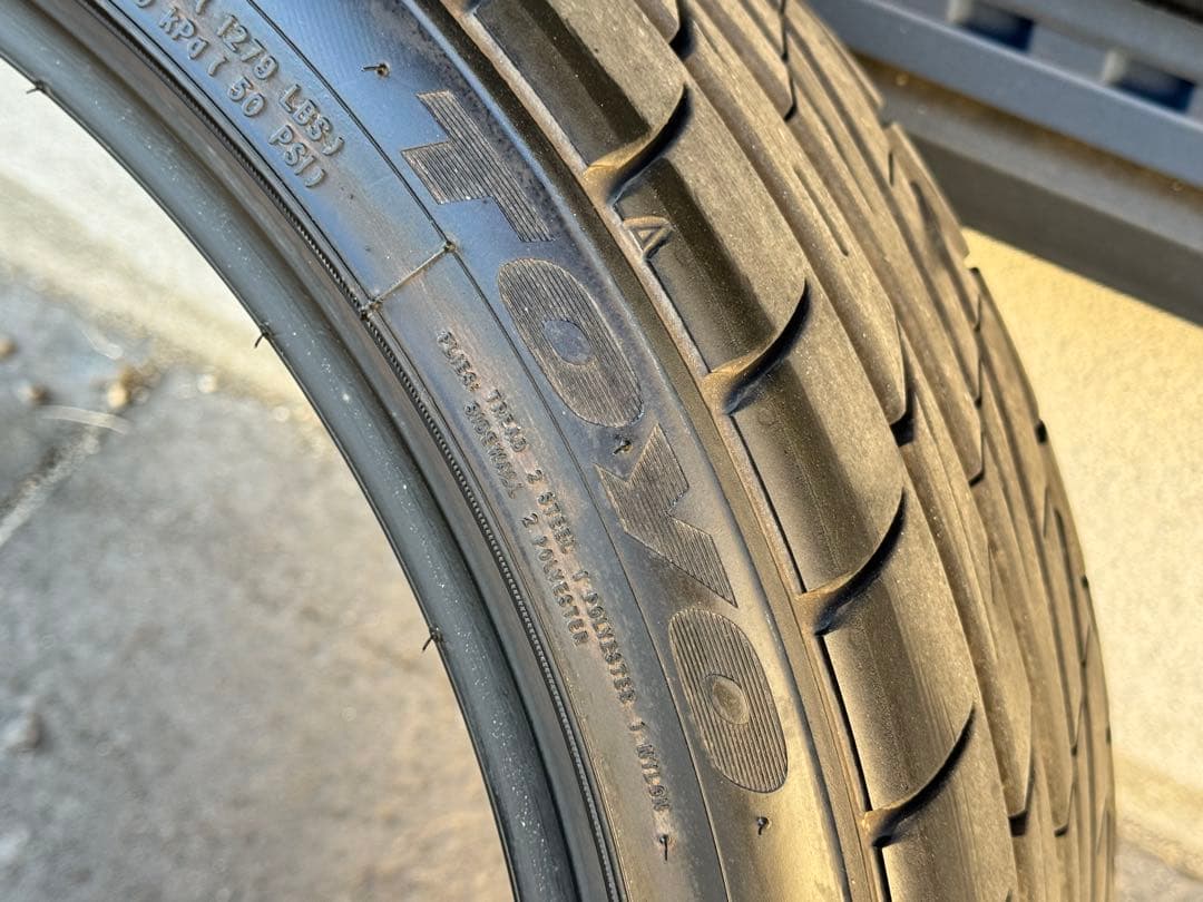 ぱぱ　TOYOTIRES PROXES TR1 215/40r18