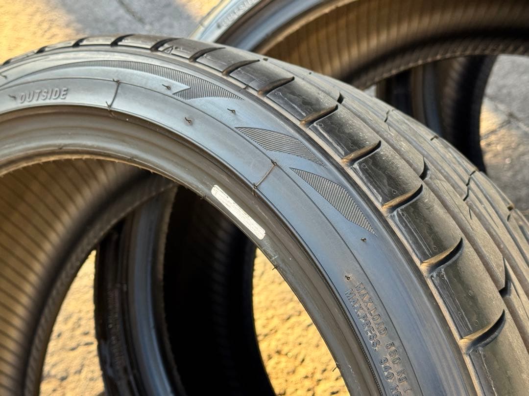 ぱぱ　TOYOTIRES PROXES TR1 215/40r18