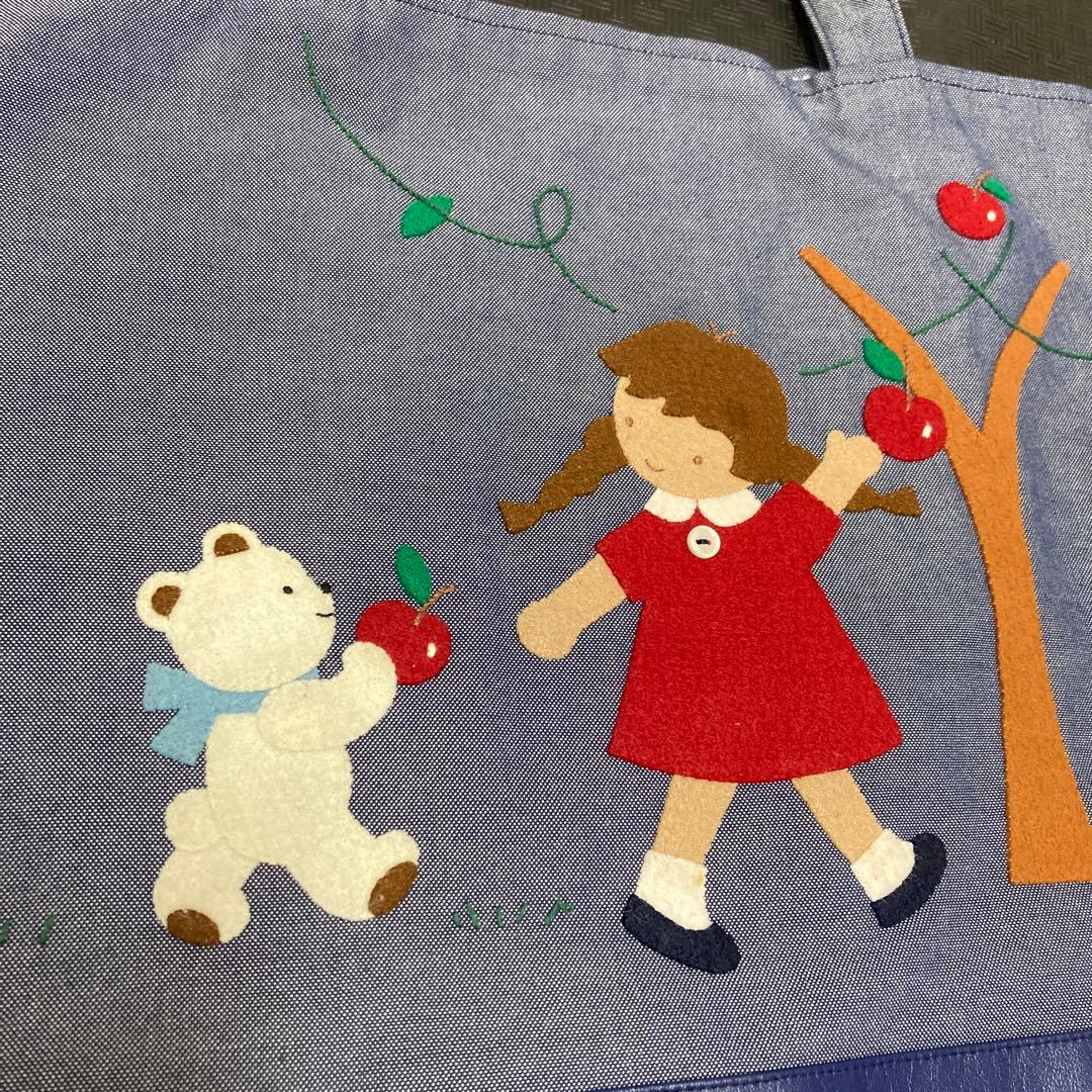 ♡美品ファミリア鞄♡レッスンバック　ネイビー　ファミちゃん　値下げ