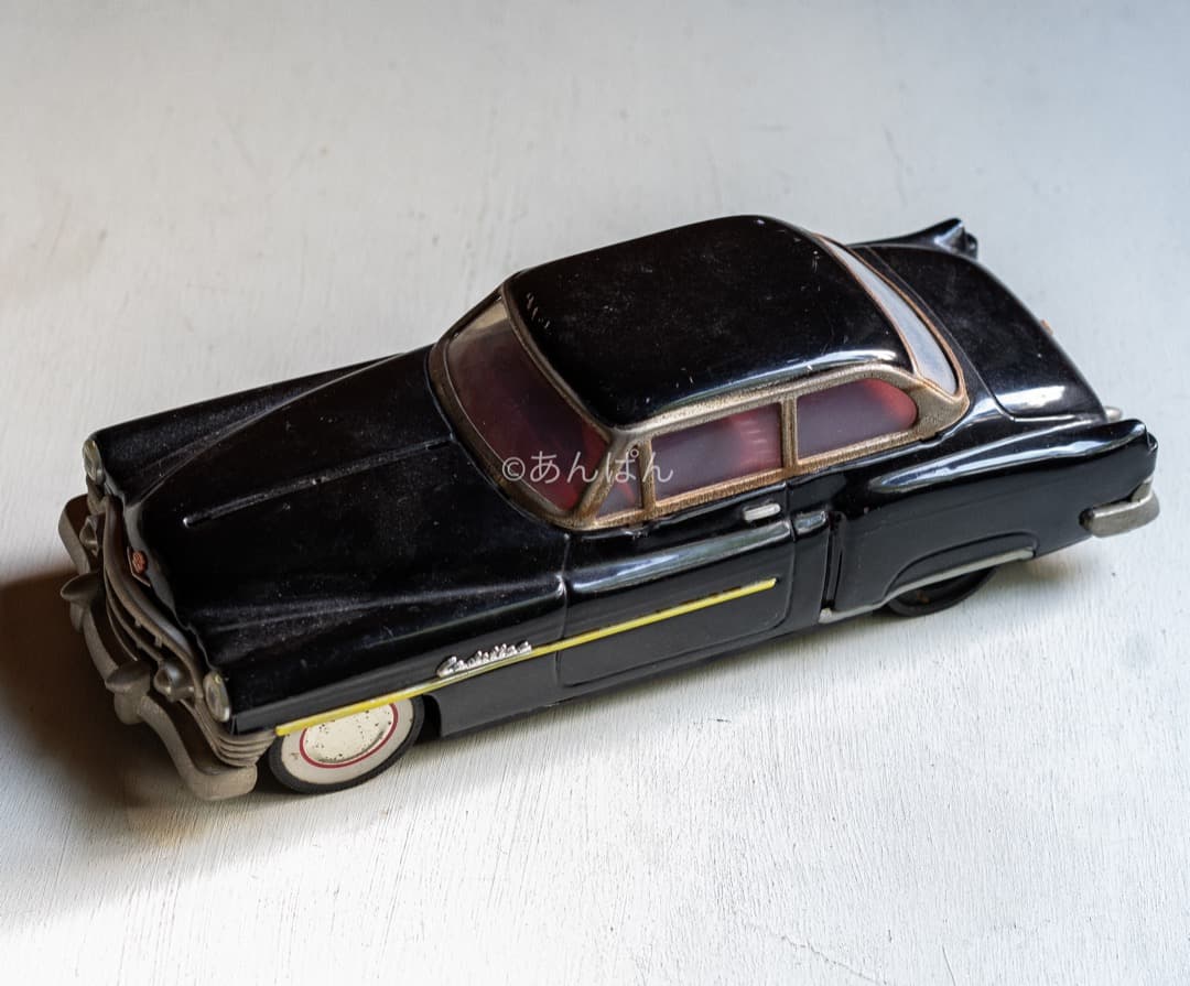 アンティーク　キャデラック 50sクラシックカー　置物　レトロ　レア　プラモデル