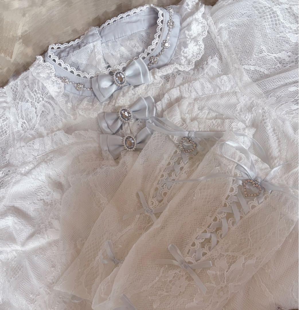 LIZ LISAスピンドルレースアームウォーマートップスホワイトxブルー