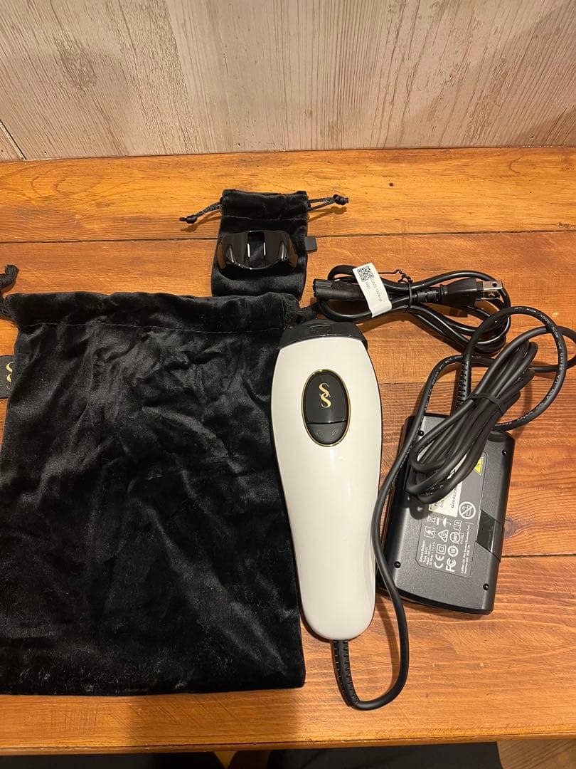 [美品]スムーズスキン 家庭用脱毛器　専用バニティバッグ付き