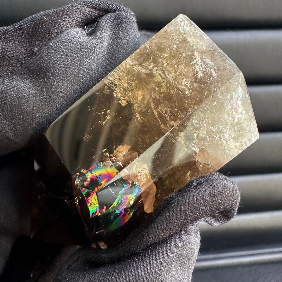 【金運· 魔除】ファントム☆レインボー☆煙水晶スモーキークォーツ六角柱A1532