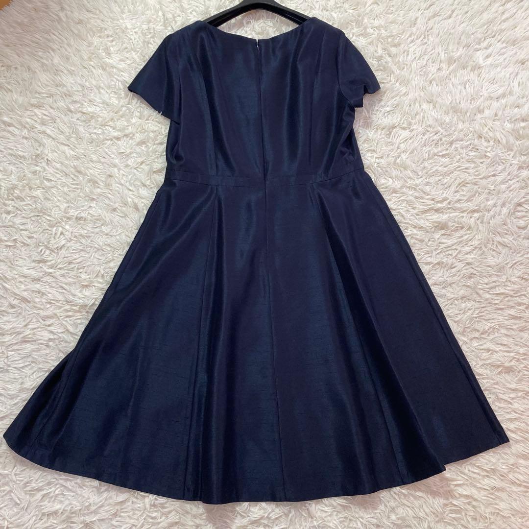 未使用タグ付　23区 46 大きいサイズ　ネイビー　セレモニーワンピース