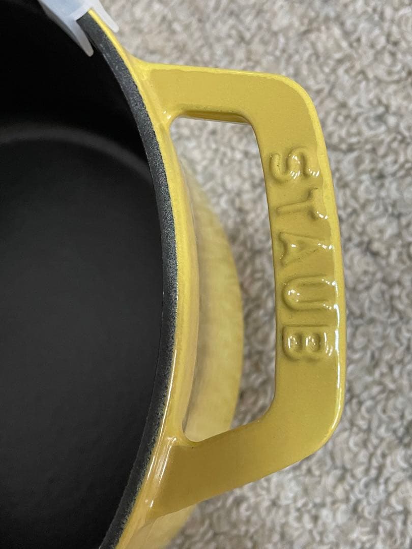 新品未使用　staub ストウブ　ココットラウンドシトロン　18cm