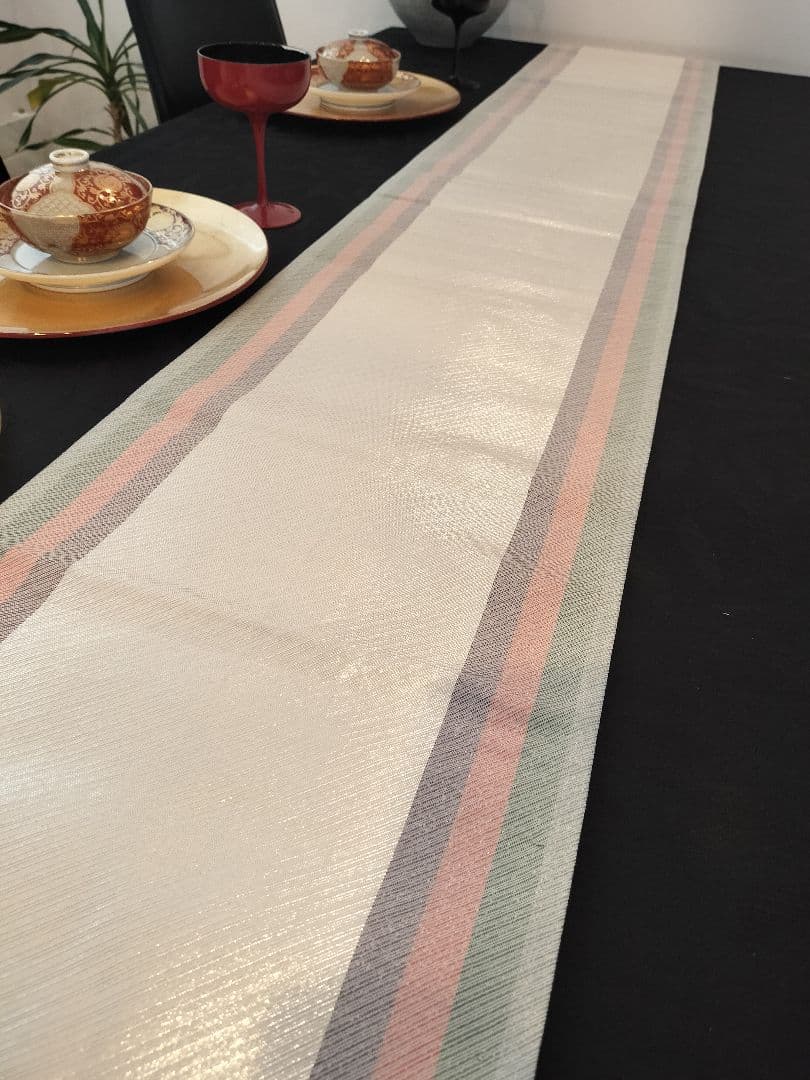 A904★高級‼️豪華刺繍‼️袋帯テーブルランナー2m12cm　リバーシブル