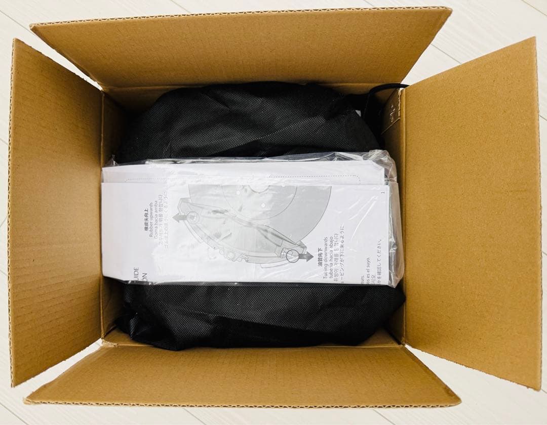 トヨタ クラウンスポーツ キャリパーカバー 赤