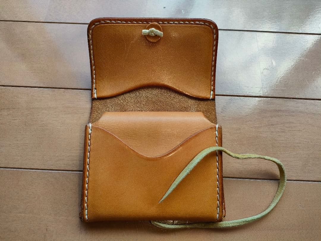 ゴローズ　カードケース　財布　鷲見太郎コンチョとビーズ