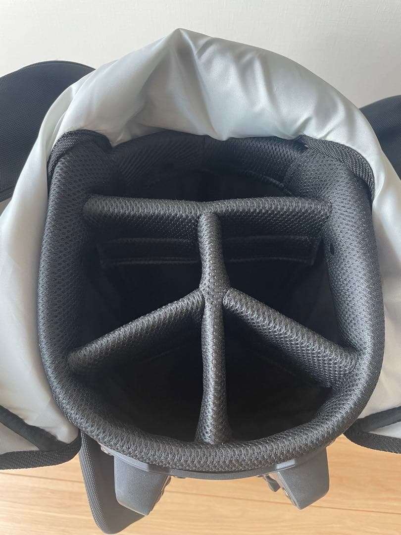 スリクソン ツアー限定【完売品】2025年モデル スタンド式キャディバッグ