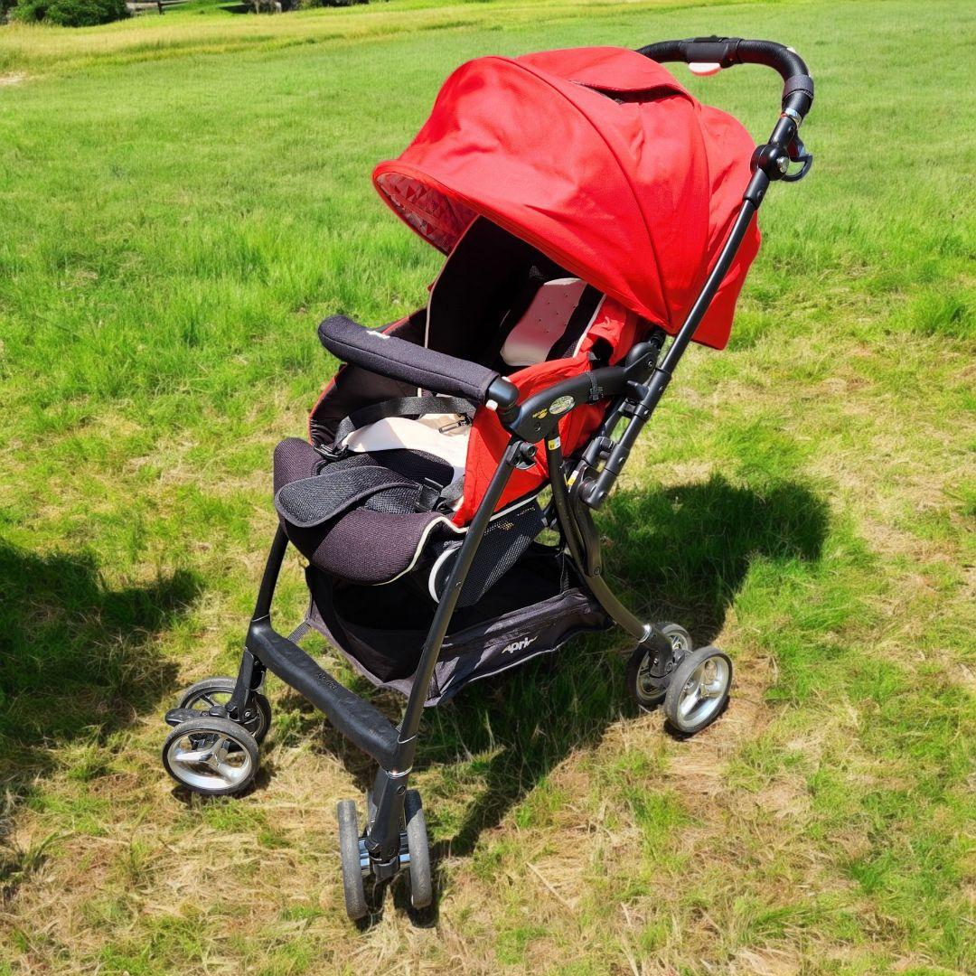 〈美品〉アップリカ ラクーナ ビッテ ソファークッション 赤 両体面 A型