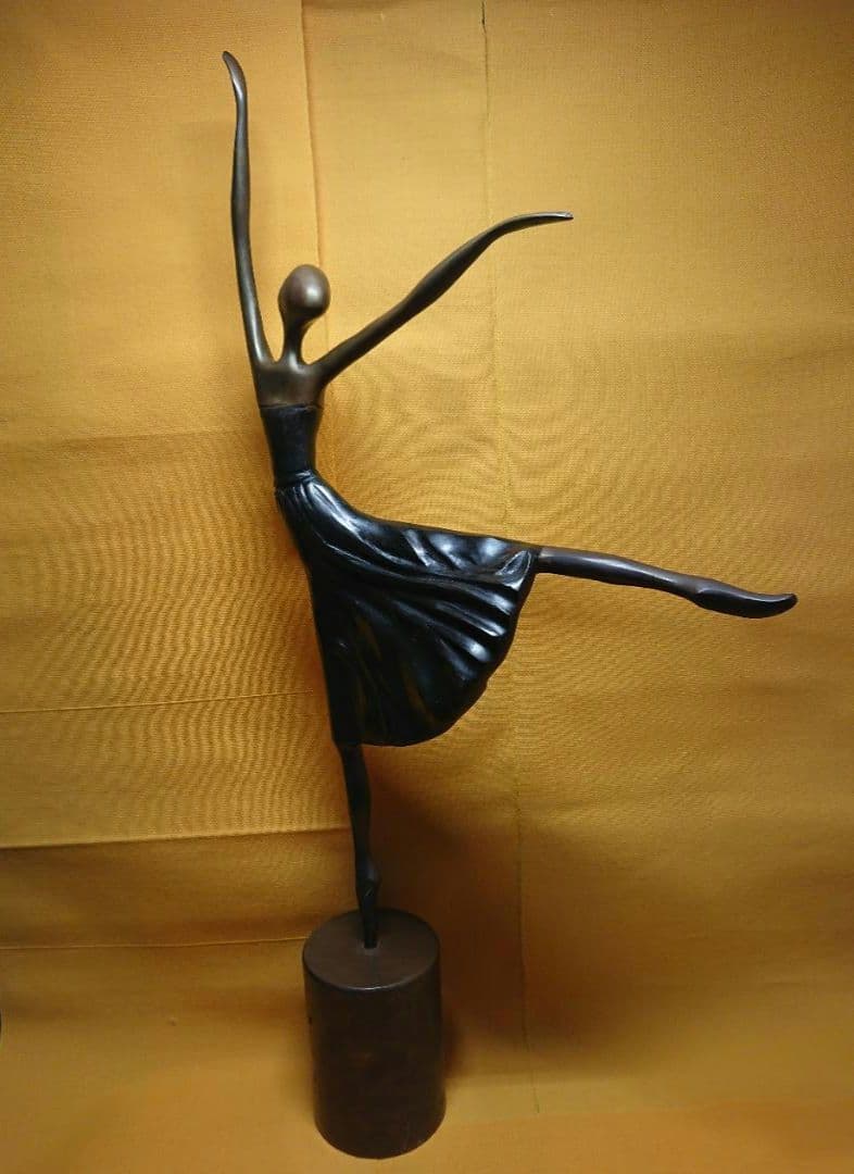 現代美術　人形　銅製　ブロンズ像　置物　インテリア　工芸品　美術品　A3011