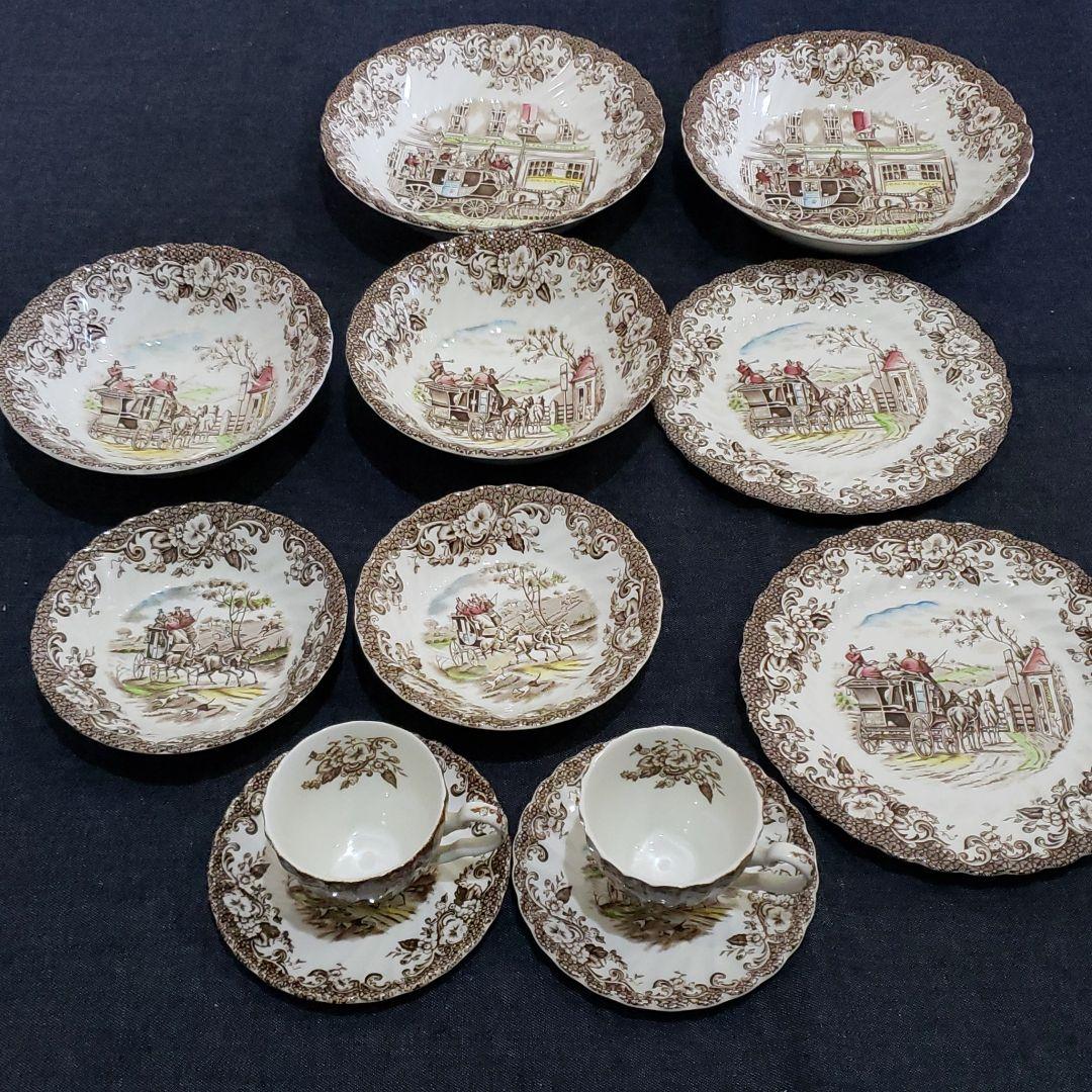 アンティーク食器　デミタスカップアンドソーサー２セット　お皿８枚セット